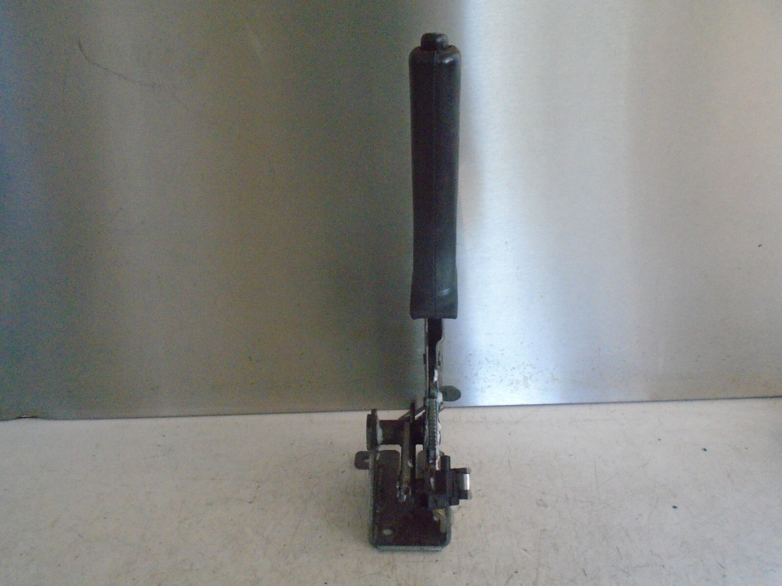 FIAT BRAVO MK2 HANDBRAKE LEVER HANDLE PARKING BRAKE