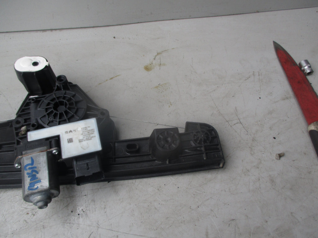CITROEN C4 MK3 2021 NSR PASSENGER SIDE REAR WINDOW REGULATOR & MOTOR 9834295480