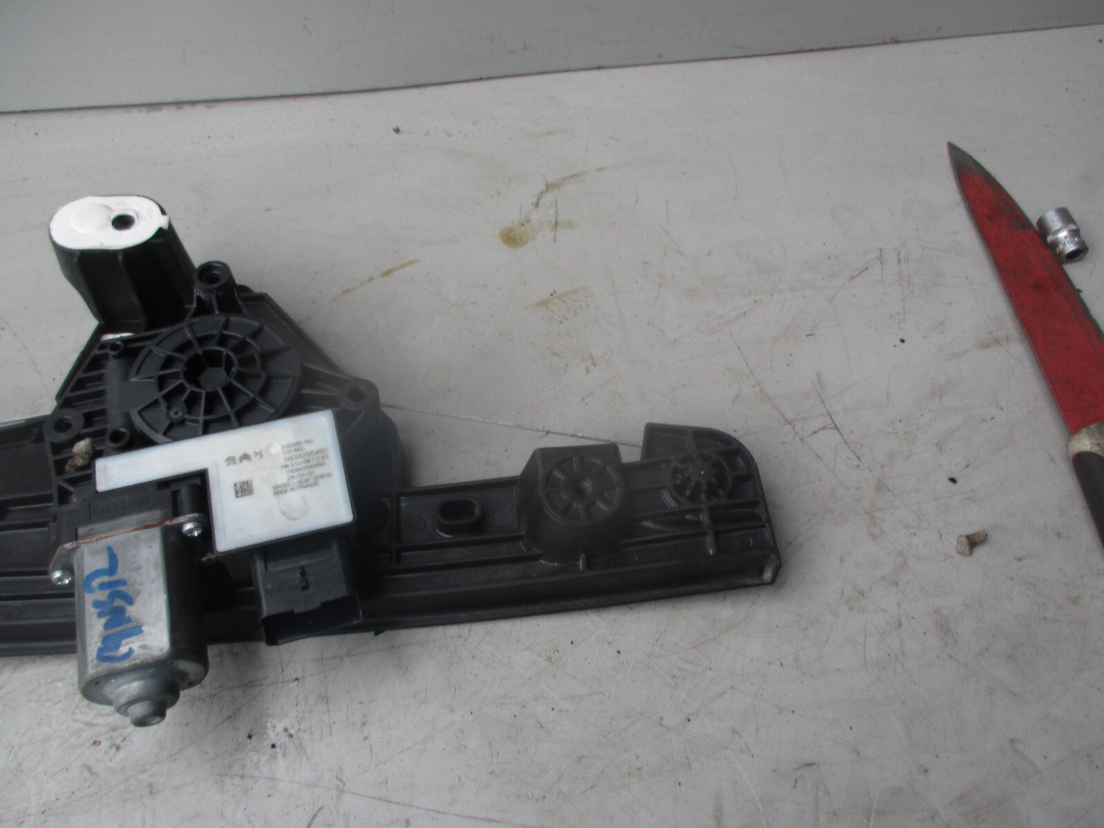 CITROEN C4 MK3 2021 NSR PASSENGER SIDE REAR WINDOW REGULATOR & MOTOR 9834295480