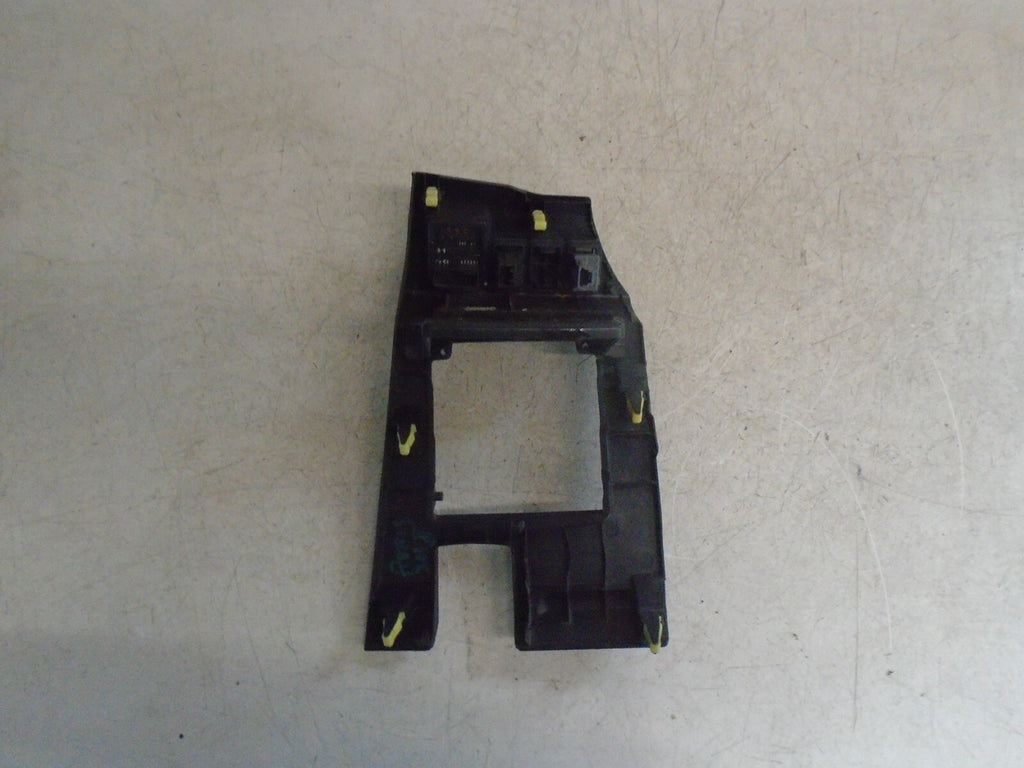 TOYOTA AURIS 2018 MK2 DASHBOARD MIRROR SWITCH TRIM PANEL 5542202310