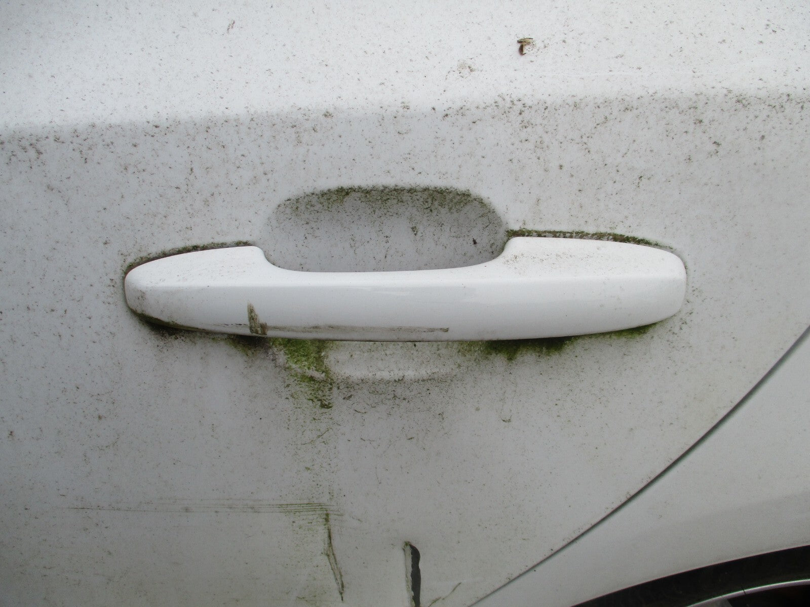 FORD FOCUS MK4 2021 NSR PASSENGER SIDE REAR EXTERIOR DOOR HANDLE FROZEN WHITE 5J