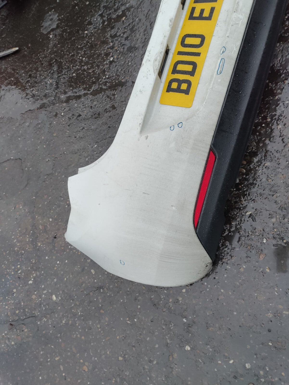 2010 VAUXHALL ASTRA J MK6 PRE FACELIFT REAR COMPLETE BUMPER SUMMIT WHITE ZGAZ