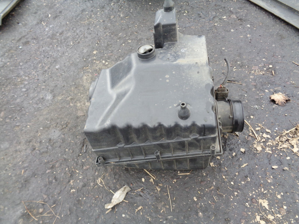LAND ROVER DISCOVERY 2005 3 2.7 V6 AIR FILTER BOX 4619685911
