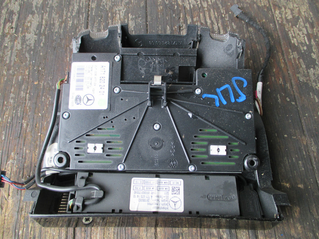 MERCEDES BENZ SLK R171 2010 FRONT ROOF INTERIOR LIGHT 1718202401