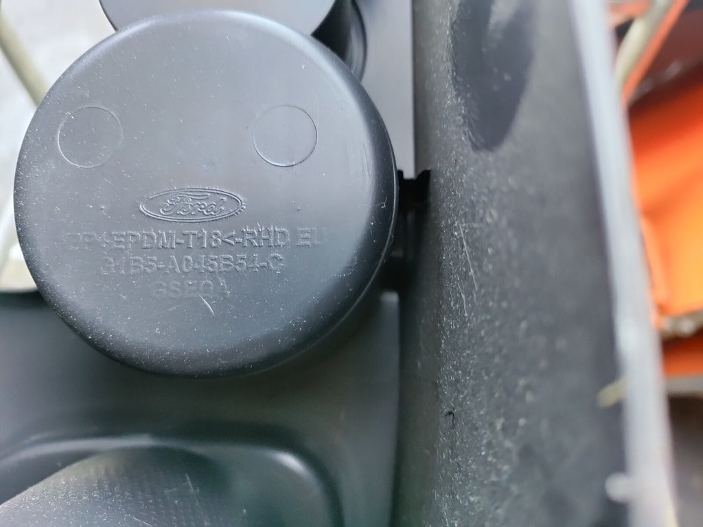 FORD KA+ PLUS 2017 CENTER CONSOLE ARM REST