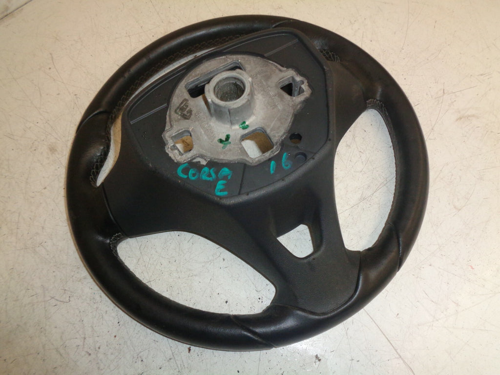 VAUXHALL CORSA E 2016 1.4 PETROL 3 SPOKE MULTI FUNCTION STEERING WHEEL 39035990