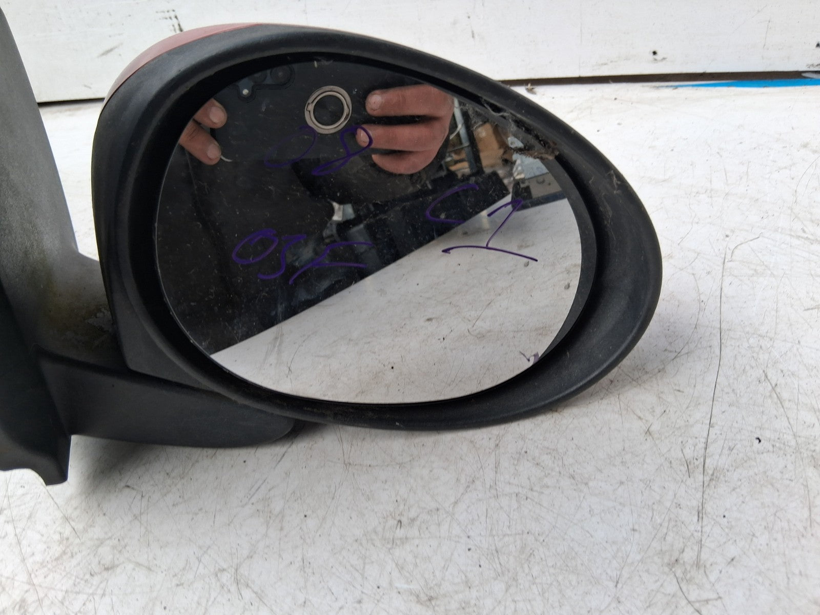 2008 CITROEN C1 MK1 OSF DRIVERSIDE FRONT MANUAL WING MIRROR RED 879100H020
