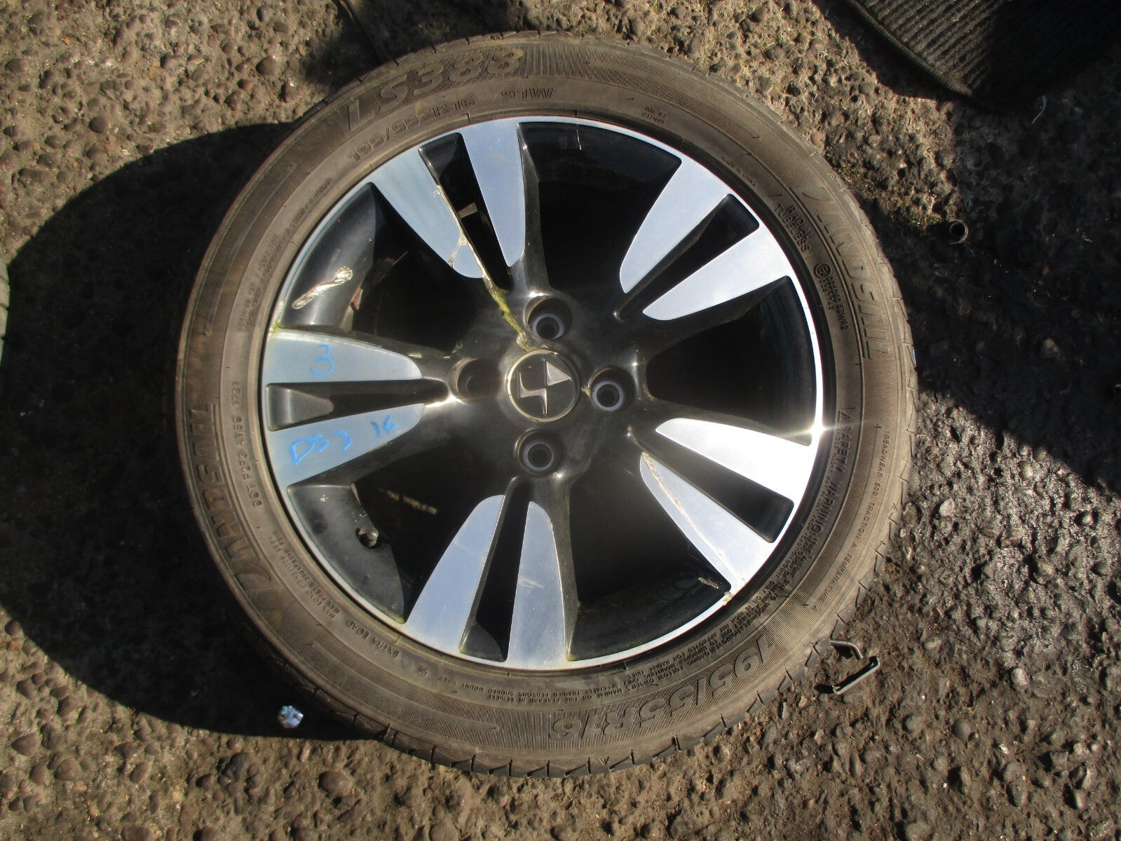 2016 CITROEN DS3 16 INCH ALLOY WHEEL WITH TYRE 195/55ZR16 REF 3
