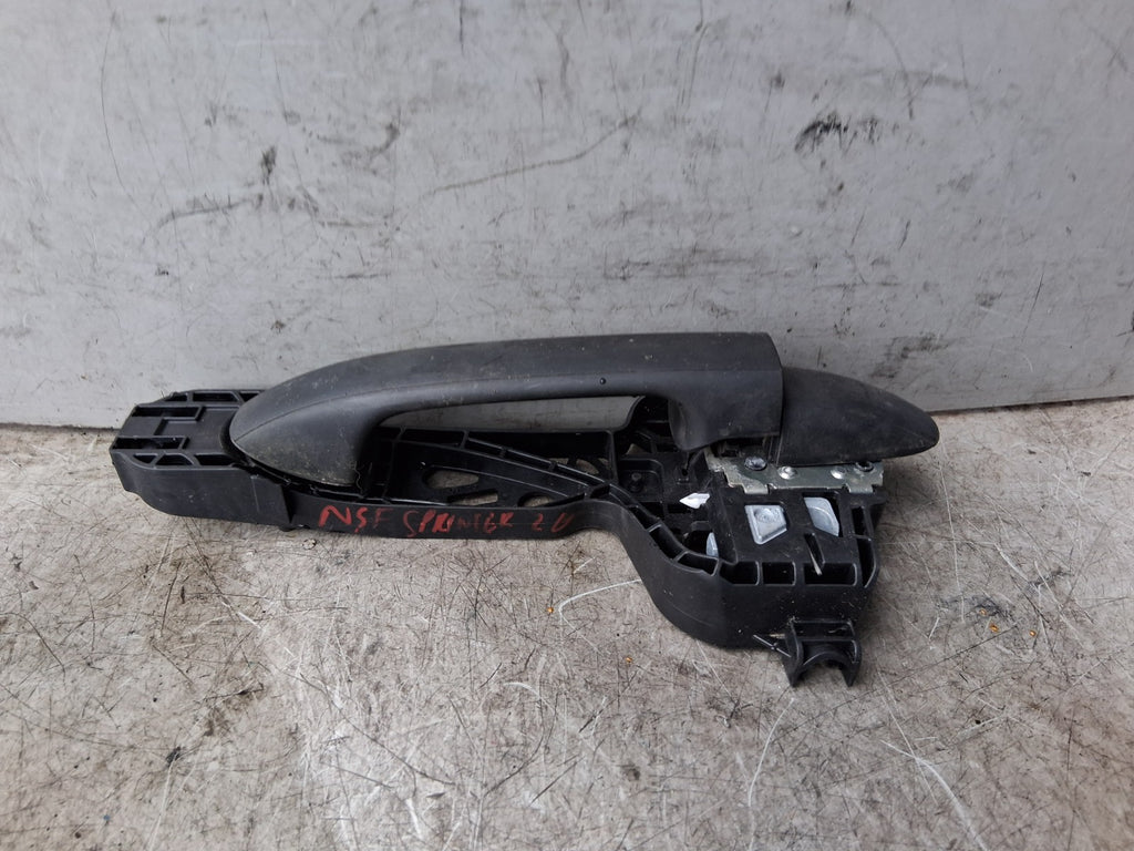 2020 MERCEDES SPRINTER W907 NSF PASSENGER SIDE FRONT LEFT EXTERIOR DOOR HANDLE