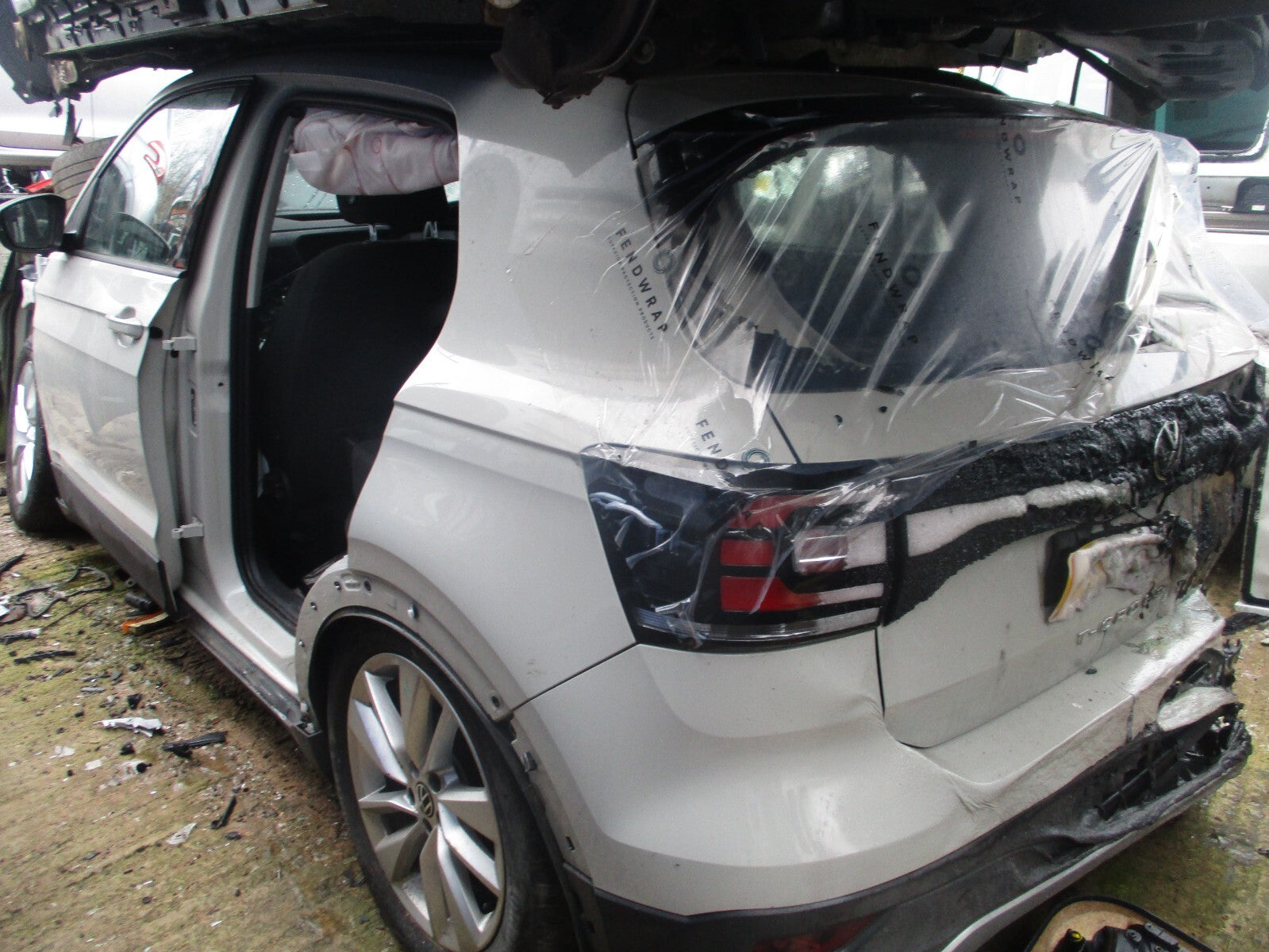 2023 VW VOLKSWAGEN T CROSS NSR PASSENGER SIDE REAR QUARTER PANEL CUT SECTION