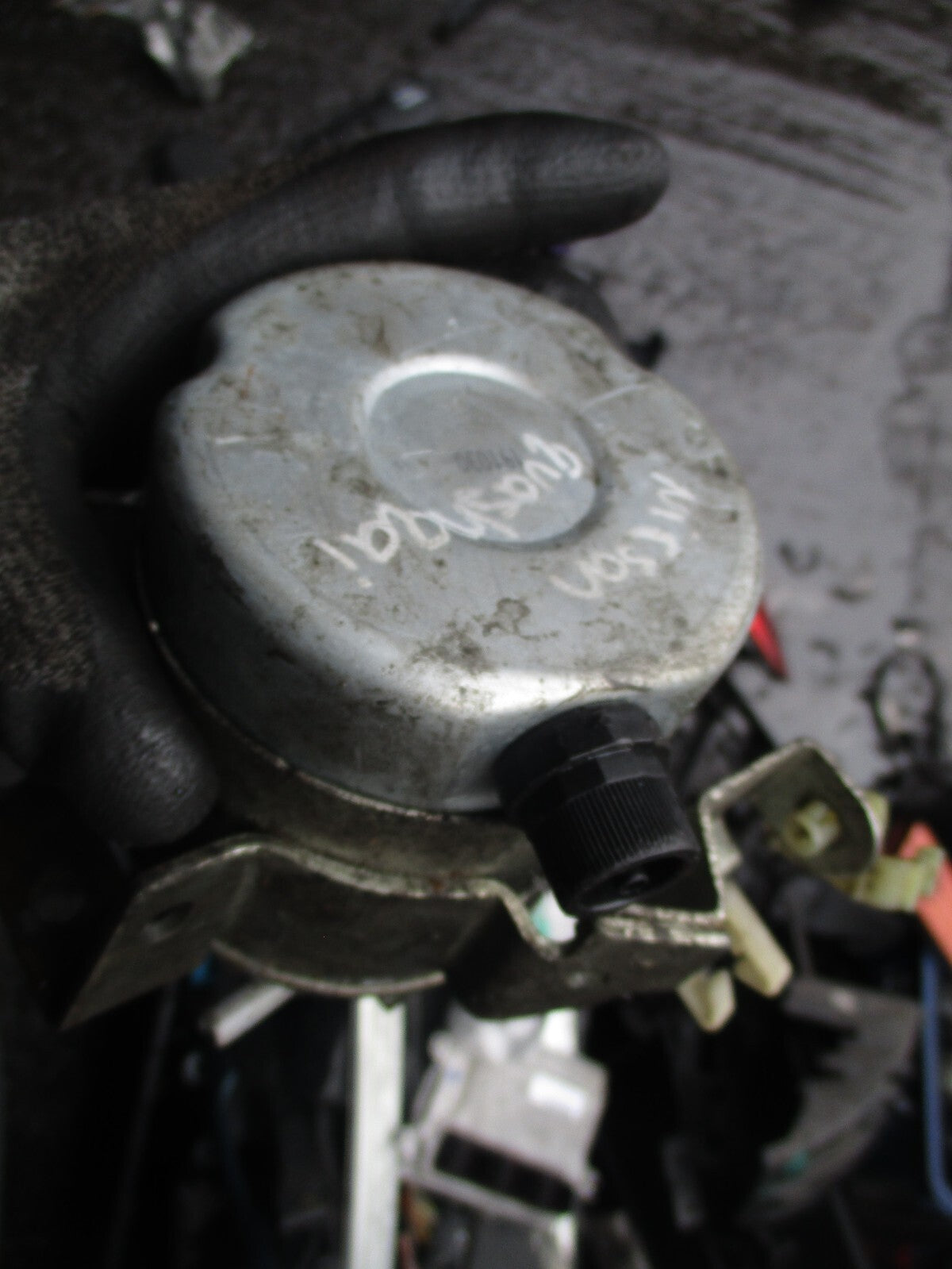 NISSAN QASHQAI J10 2011 1.5 DIESEL FUEL FILTER HOSUING