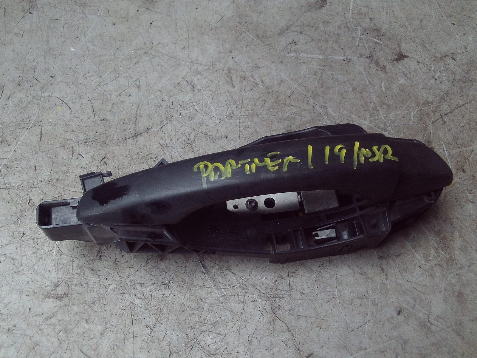 2019 PEUGEOT PARTNER NSR PASSENGER SIDE REAR EXTERIOR DOOR HANDLE