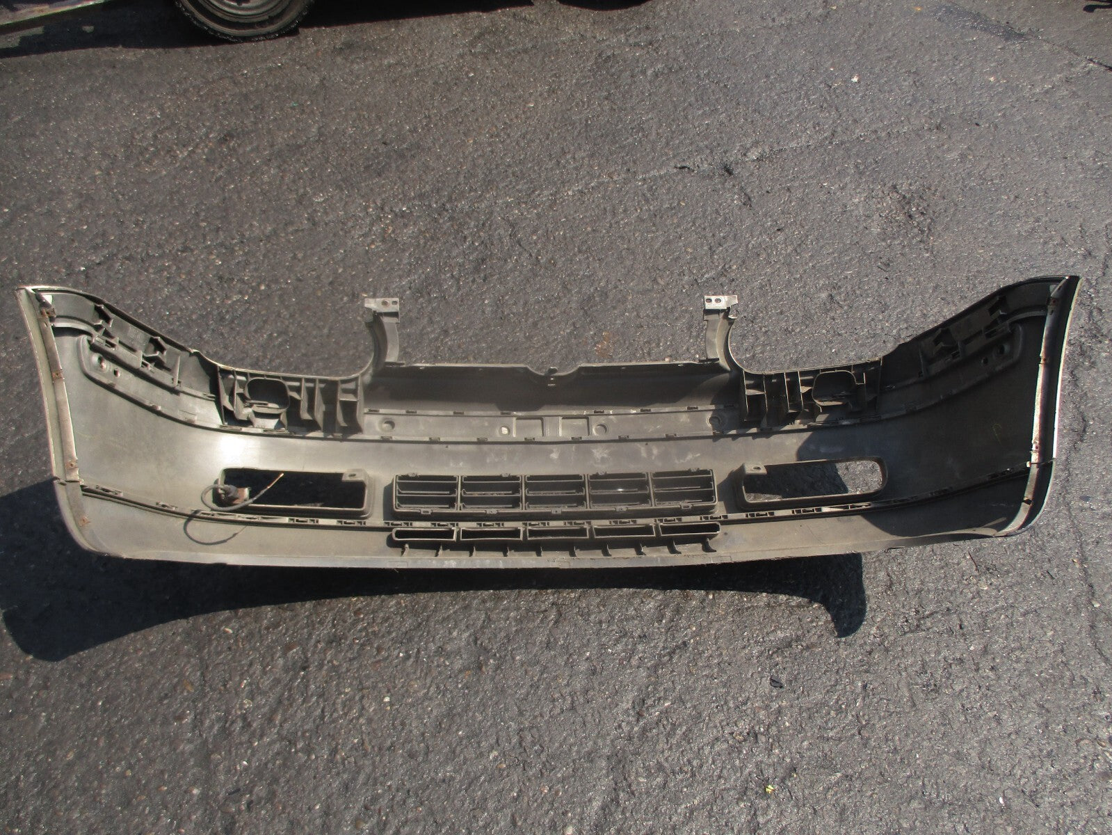 2001 VOLKSWAGEN GOLF MK4 FRONT BUMPER BEIGE