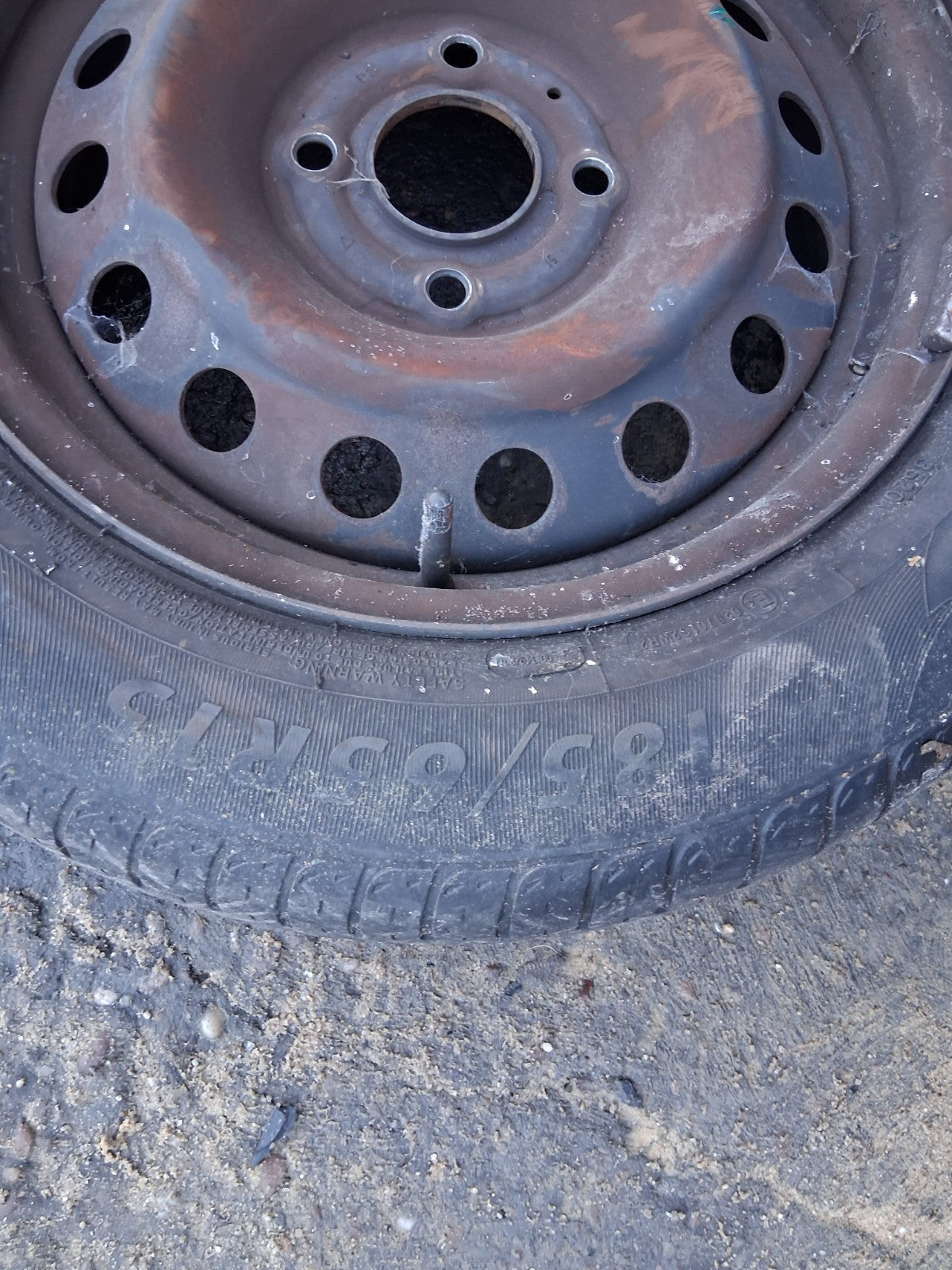 2005 NISSAN ALMERA MK2 15 INCH STEEL WHEEL WITH TYRE 185/65R15