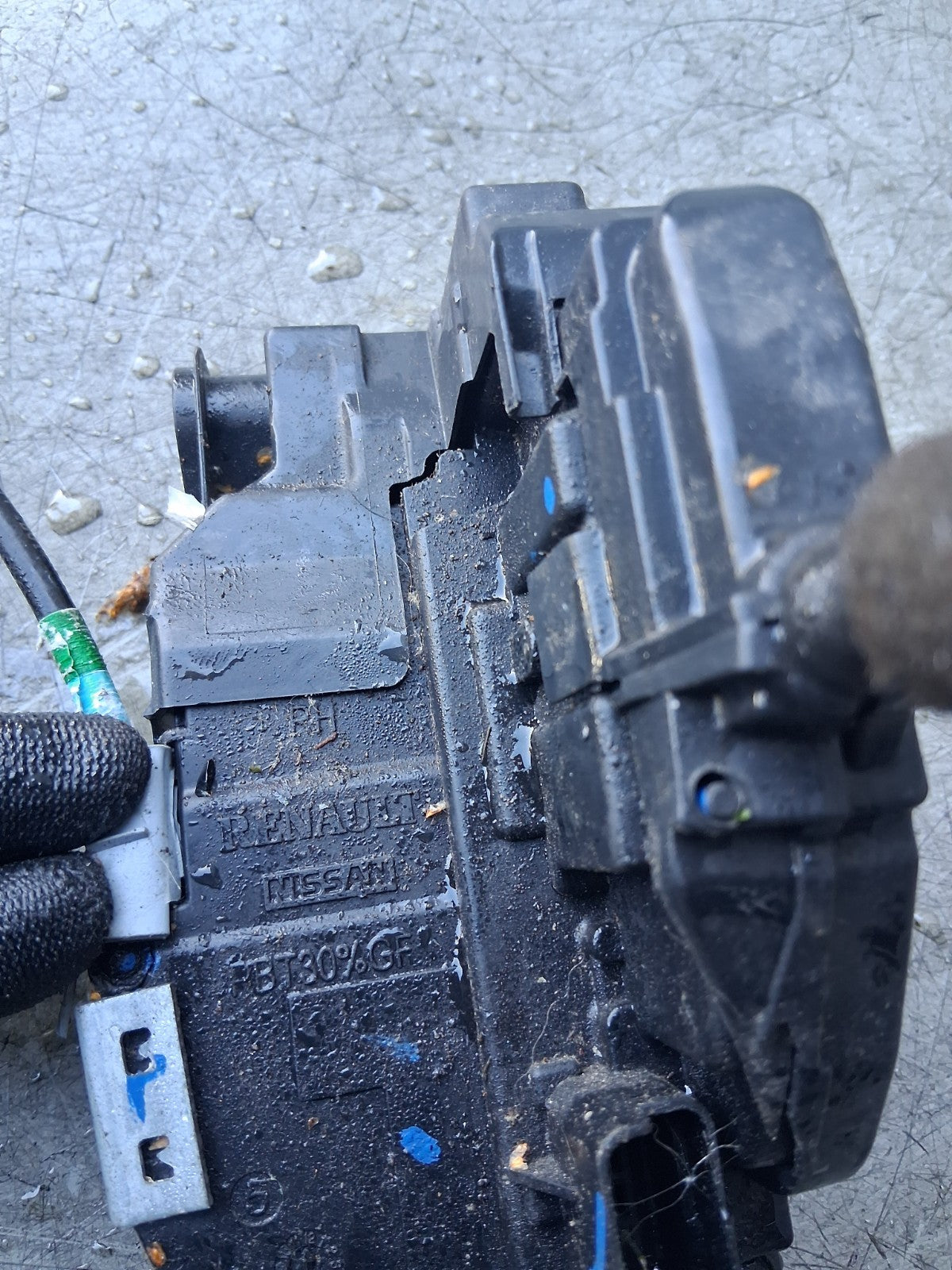 2015 NISSAN NOTE OSR DRIVER SIDE REAR DOOR WITH LOCK MECH & HANDLE