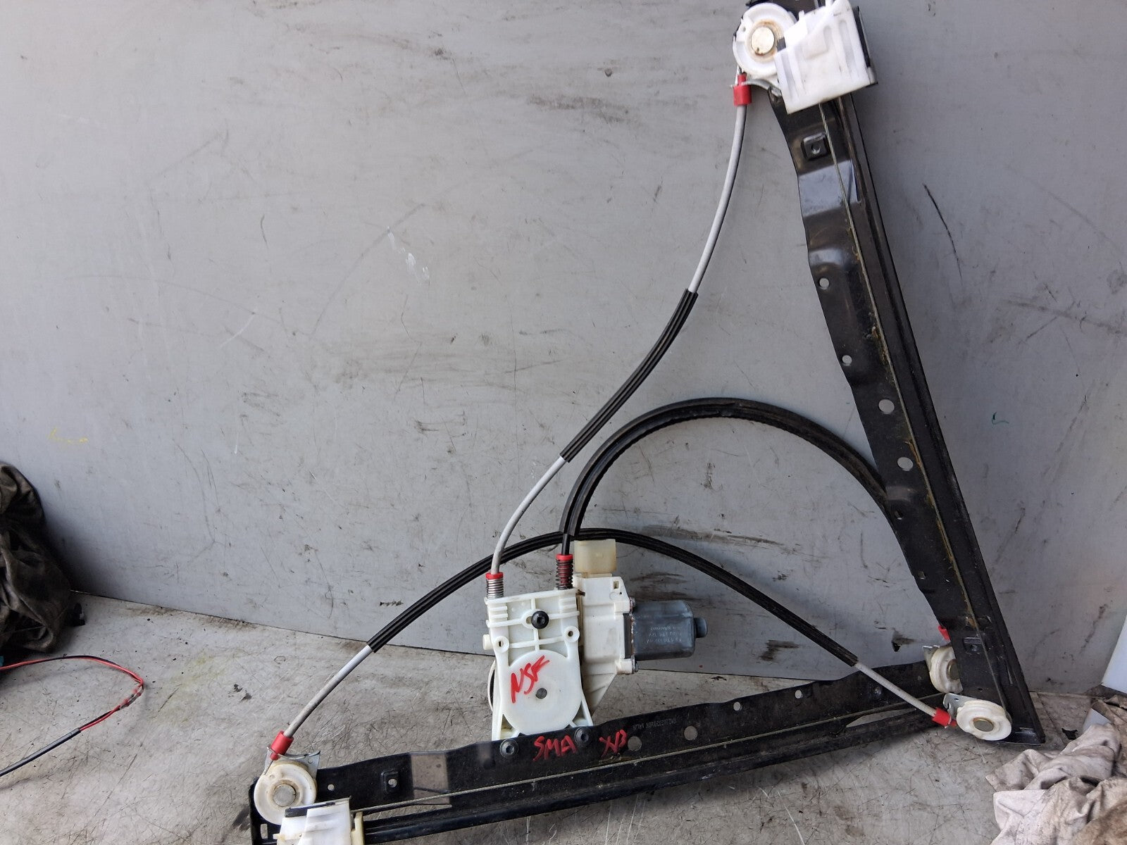 2013 FORD S MAX MK1 NSF PASSENGER SIDE FRONT WINDOW MOTOR & REGULATOR 0130822620