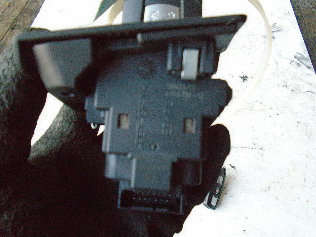 BMW 3 SERIES 2008 E90 KEY READER IGNITION SWITCH 6954720