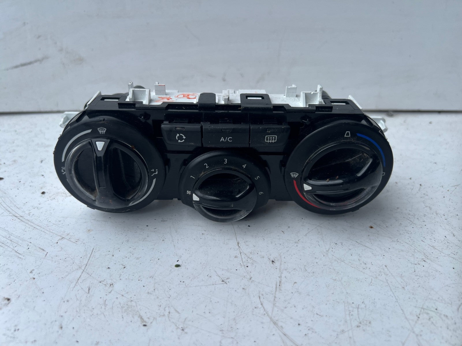 PEUGEOT 208 2017 HEATER AC CLIMATE CONTROL SWITCH PANEL
