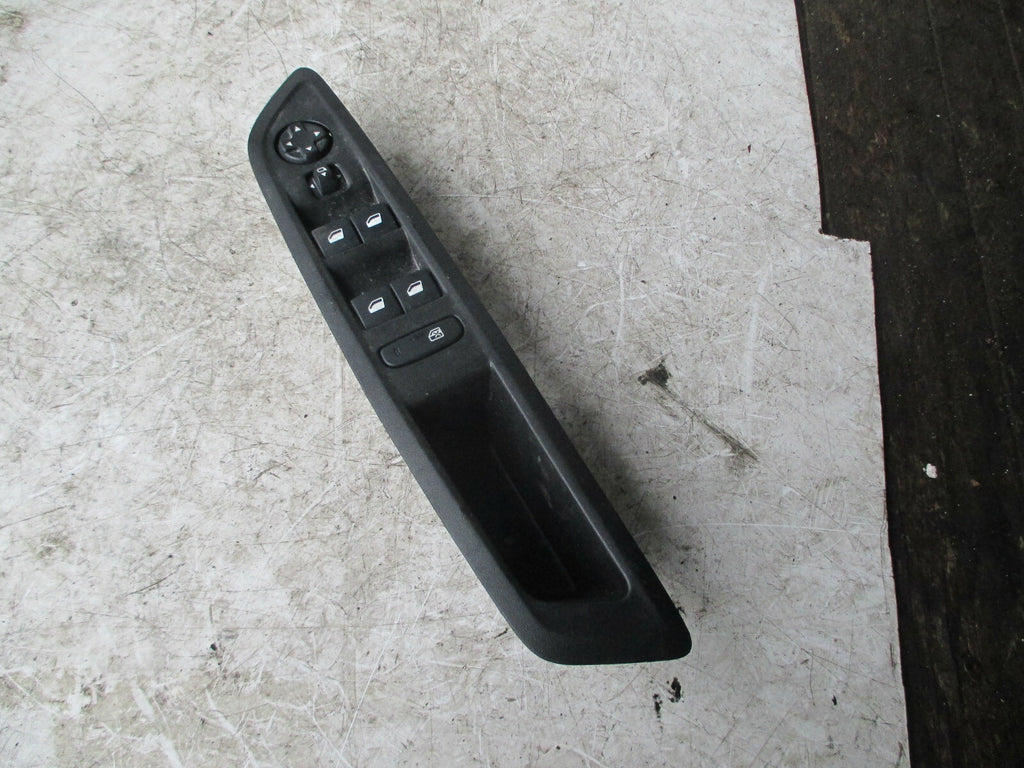 PEUGEOT 2021 OSF DRIVER SIDE FRONT WINDOW MIRROR CONTROL SWITCH 98349233ZD
