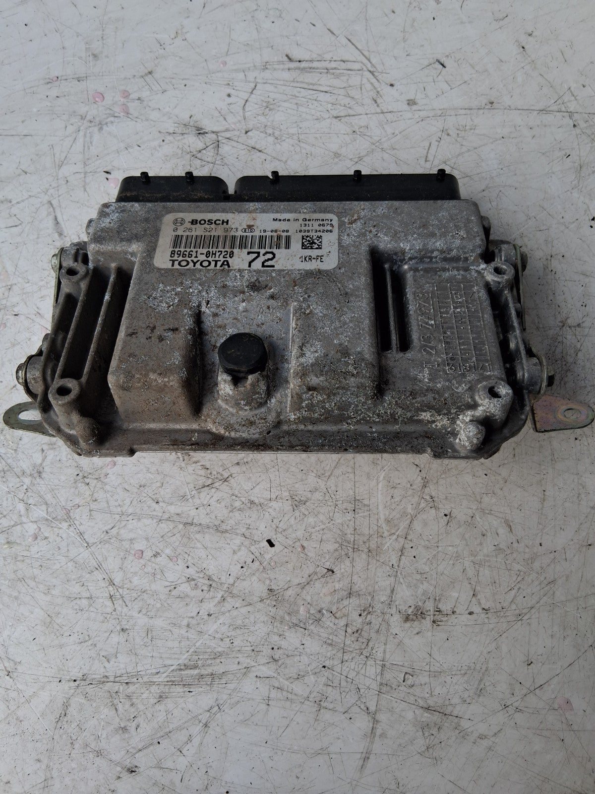 2019 TOYOTA AYGO MK2 ENGINE CONTROL MODULE ECU 896610H720