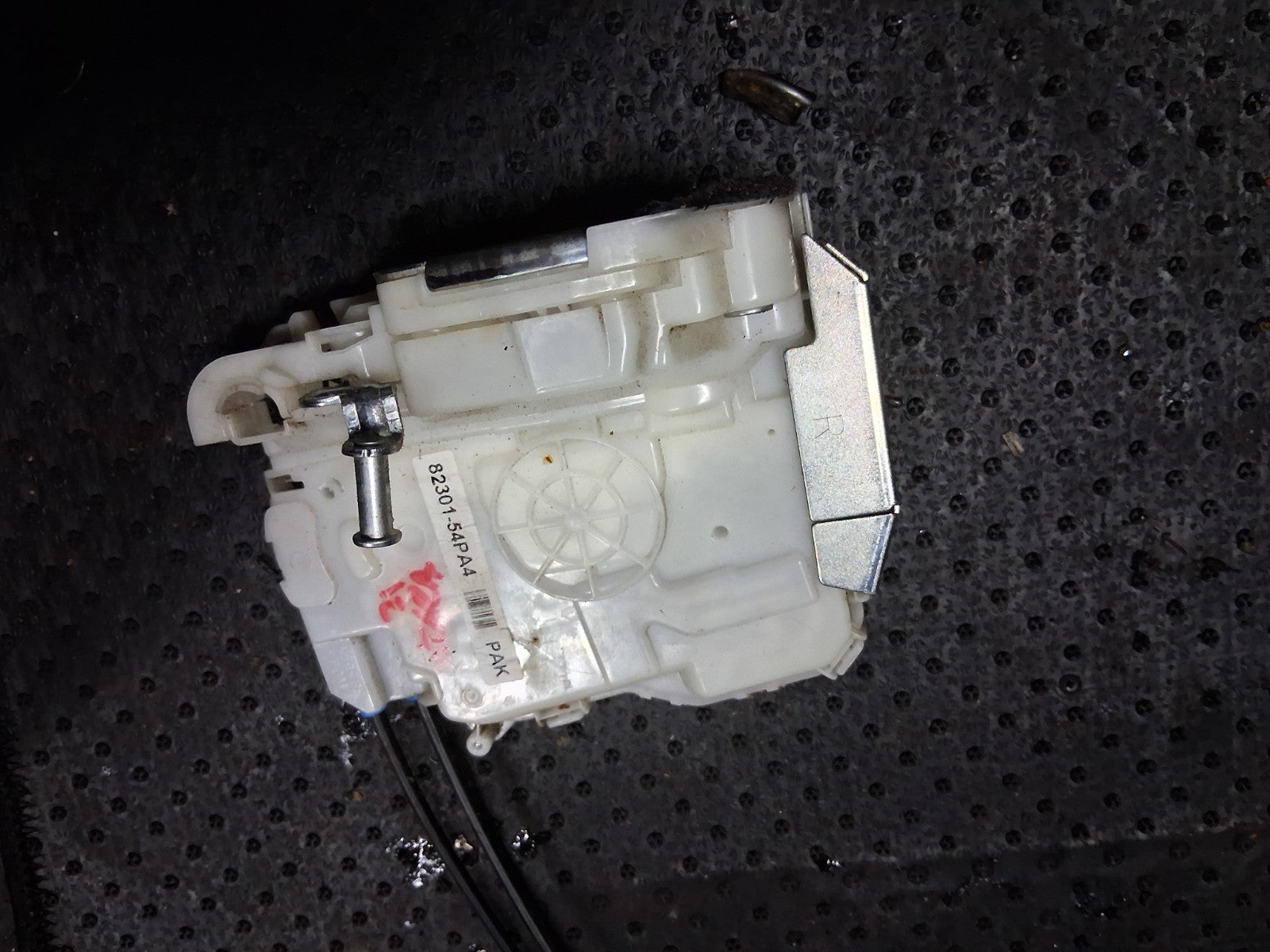 2022 SUZUKI VITARA MK4 OSR DRIVER SIDE REAR RIGHT DOOR LOCK MECHANISM 8230154PA4