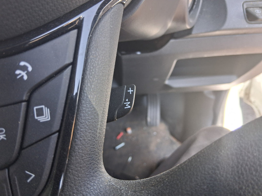 2025 RENAULT TRAFIC X82 MK3 MULTIFUNCTION STEERING WHEEL BLACK