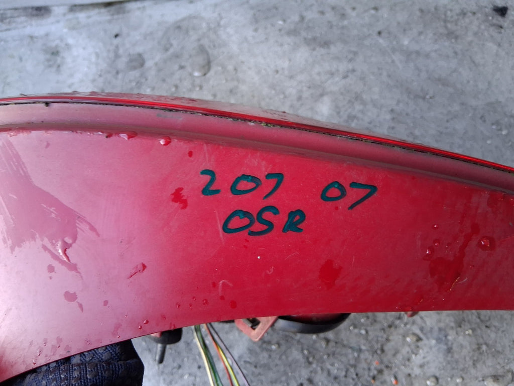 PEUGEOT 207 2009 OSR DRIVER SIDE RIGHT REAR LIGHT 9649986580