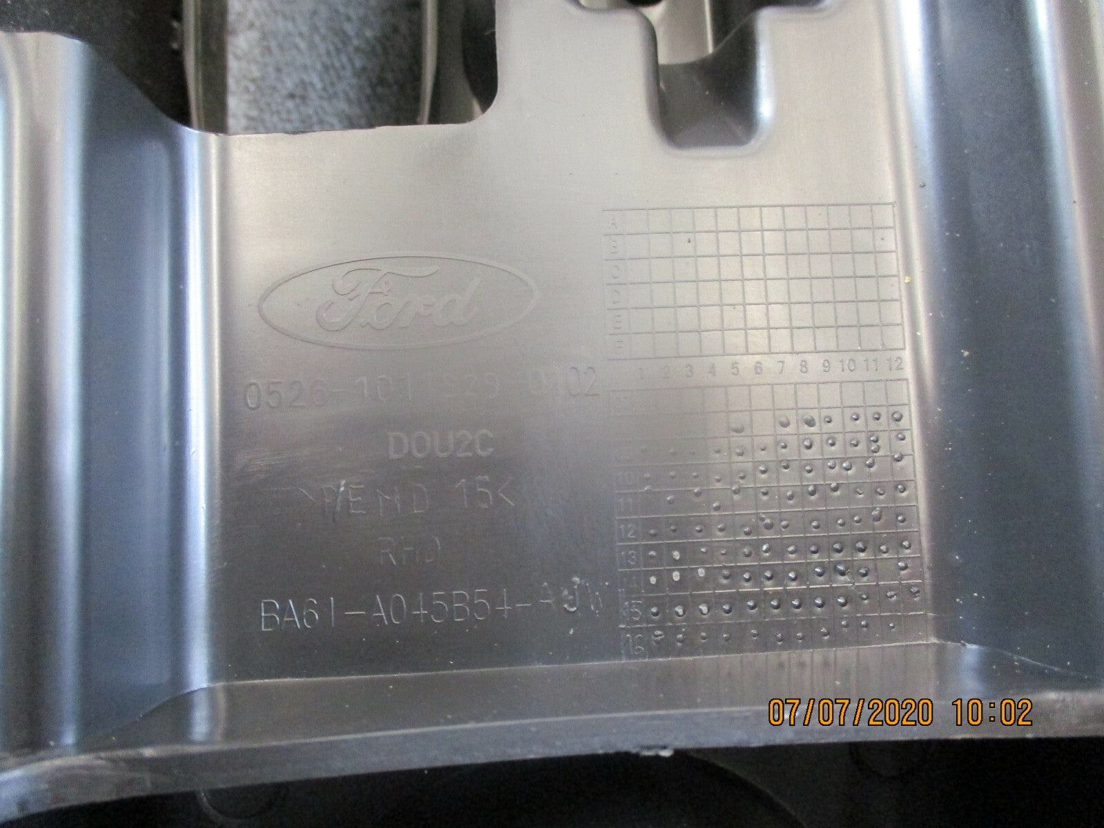 FORD FIESTA 2016 CENTRE CONSOLE PANEL BA61 A045B54AJ