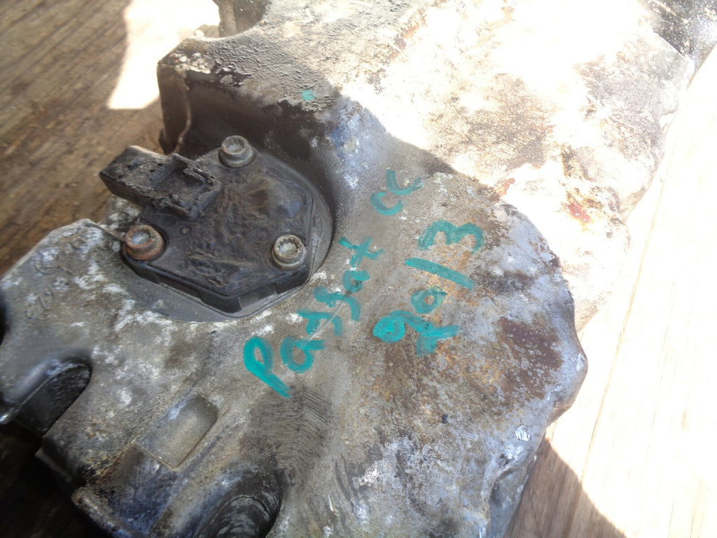 VW VOLKSWAGEN PASSAT CC 2012 2.0 DIESEL OIL SUMP