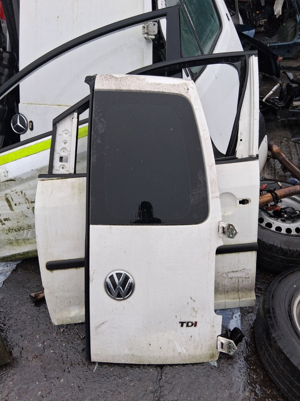 2014 VW VOLKSWAGEN CADDY 2K OSR DRIVER SIDE REAR RIGHT COMPLETE DOOR WHITE