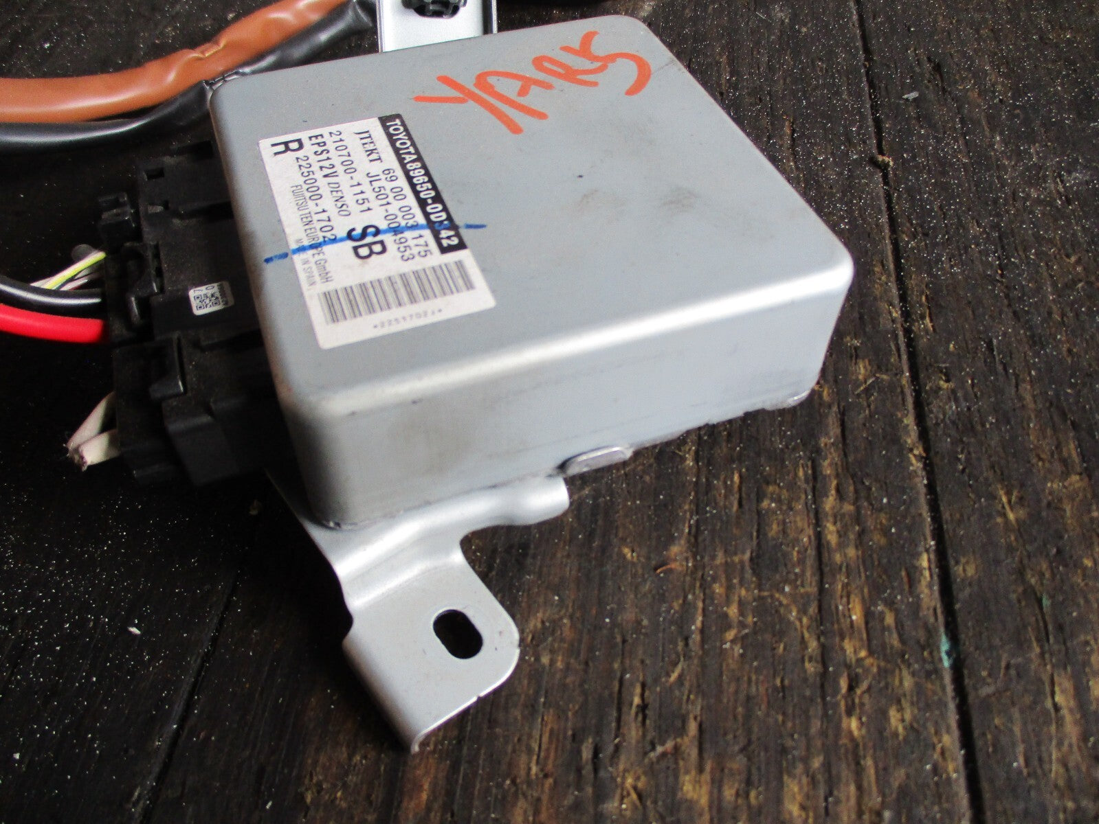 TOYOTA YARIS HYBRID 2015 POWER STEERING ECU MODULE 89650-0D342
