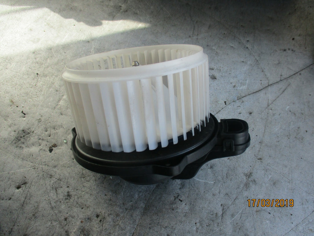 KIA RIO MK4 HEATER BLOWER MOTOR FAN