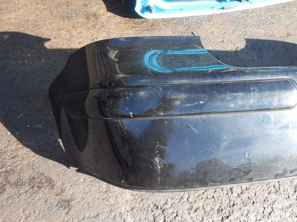 VOLKSWAGEN VW GOLF MK4 2000 COMPLETE REAR BUMPER BLACK