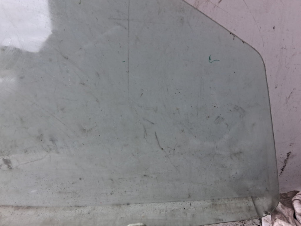 2008 MITSUBISHI OUTLANDER MK2 OSF DRIVER SIDE FRONT RIGHT WINDOW GLASS 43R00033