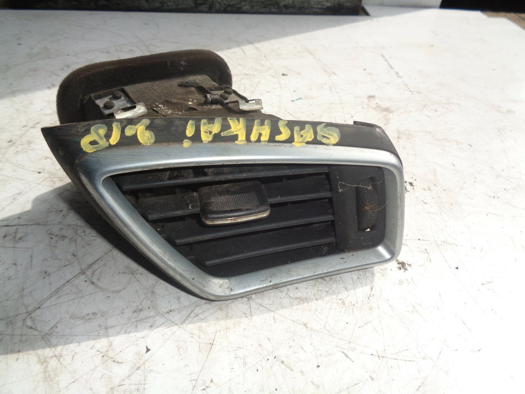 NISSAN QASHQAI MK2 J11 2019 PASSENGER SIDE AIR VENT