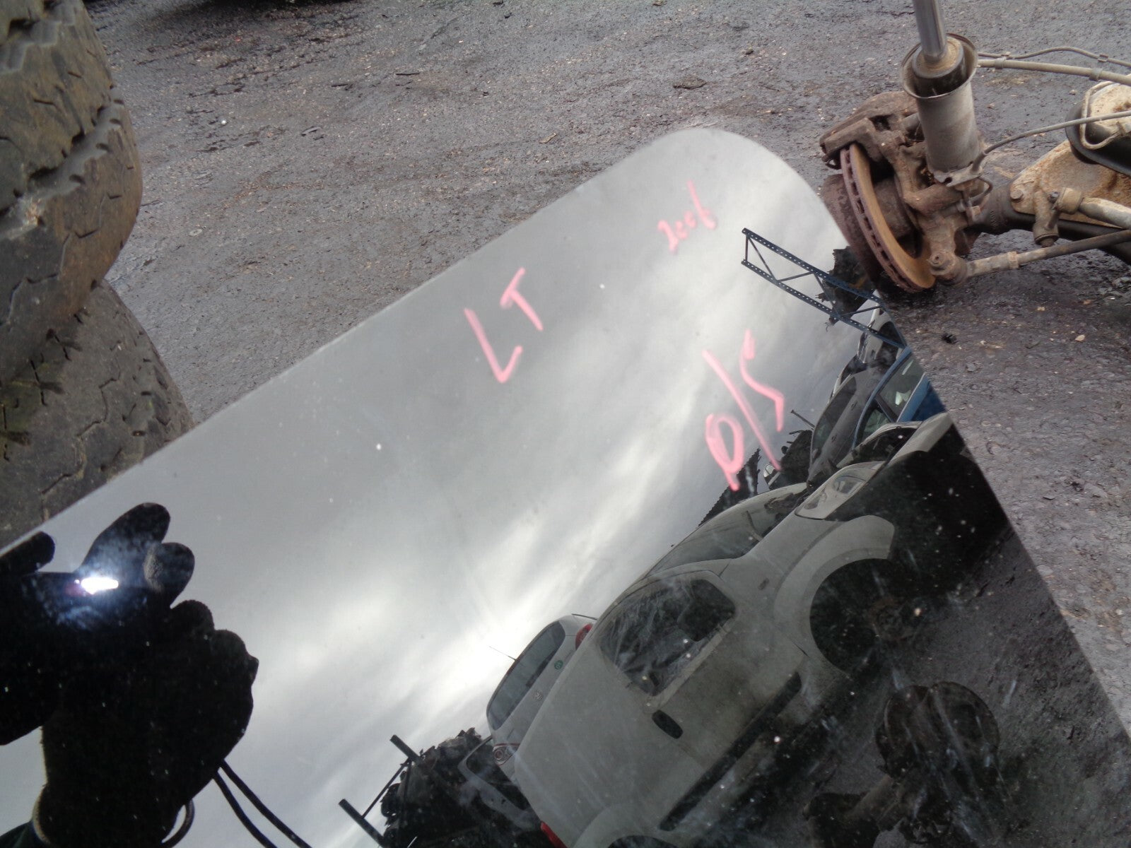 VW VOLKSWAGEN LT 35 2006 OS DRIVERS SIDE REAR DROP DOOR GLASS