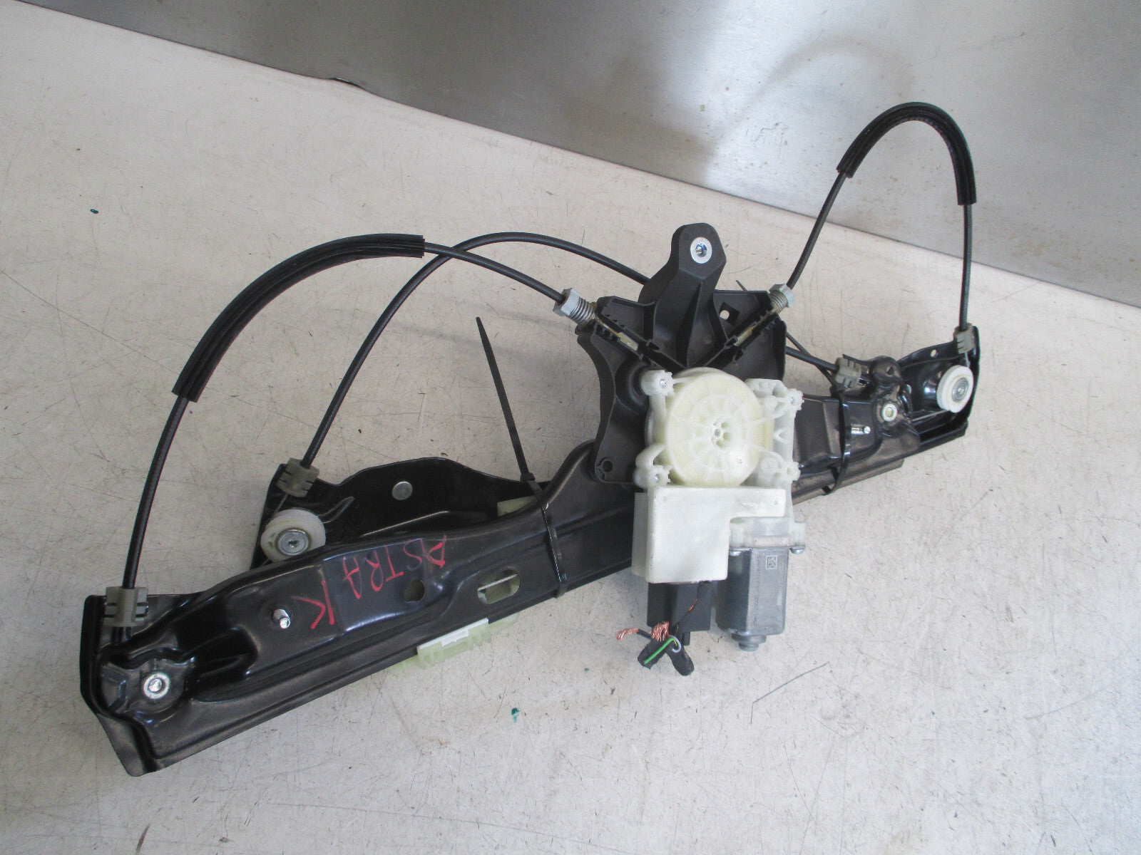 VAUXHALL ASTRA K MK7 2020 NSF PASSENGER DOOR WINDOW REGULATOR & MOTOR 39142315