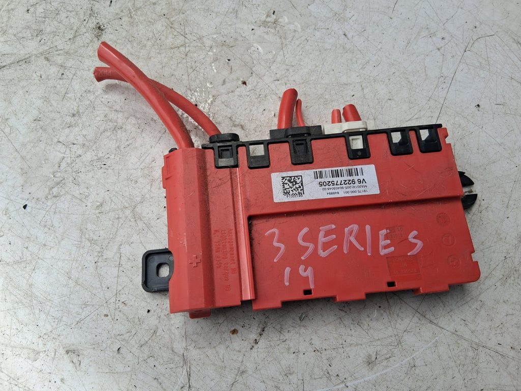 2014 BMW 3 SERIES F31 F30 POWER DISTRIBUTION FUSE BOX 9227752