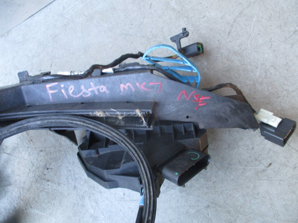 2014 FORD FIESTA MK7 3 DOOR NS PASSENGER FRONT DOOR LOCK MECHANISM AM5AU21813DF