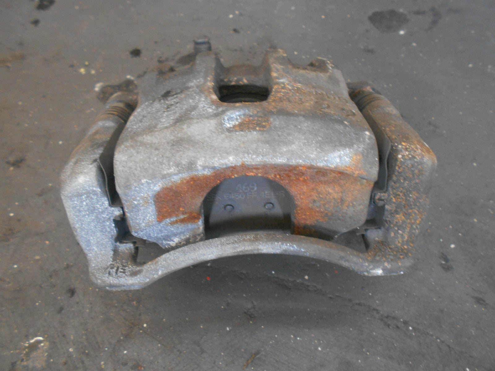 KIA RIO MK3 2014 1.1 CRDI NSF PASSENGER SIDE FRONT BRAKE CALIPER