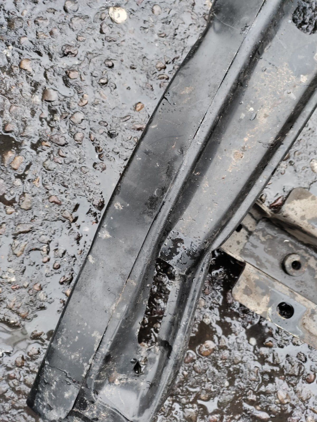 2021 FORD TRANSIT 350 MK8 REAR METAL STEP HAS DAMAGED