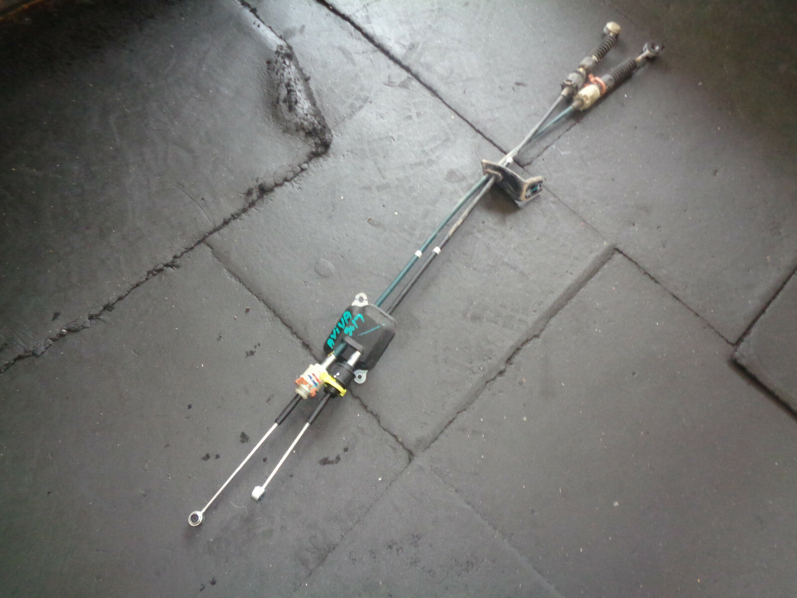 VAUXHALL VIVA 2017 5 SPEED MANUAL GEAR STICK LINKAGES 55492099