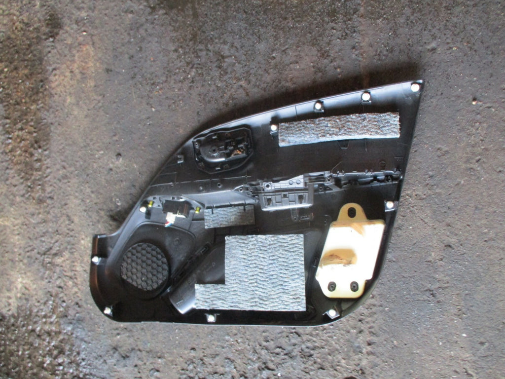 TOYOTA AYGO 2016 5 DOOR NSF PASSENGER SIDE FRONT INTERIOR DOOR CARD 676200H180