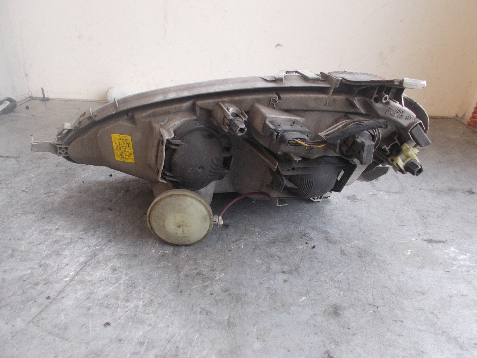 MERCEDES A CLASS W168 PRE FACELIFT 1997-01 OS DRIVER SIDE HEADLIGHT A1688202061