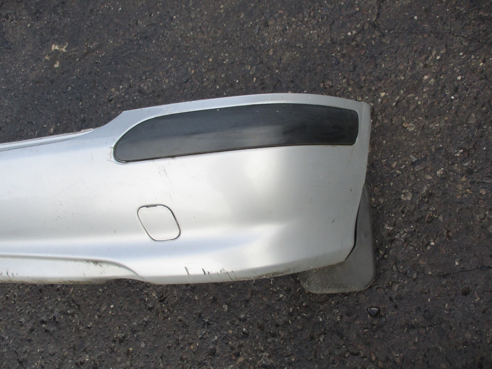 NISSAN ALMERA MK2 N16 REAR BUMPER COMPLETE SILVER