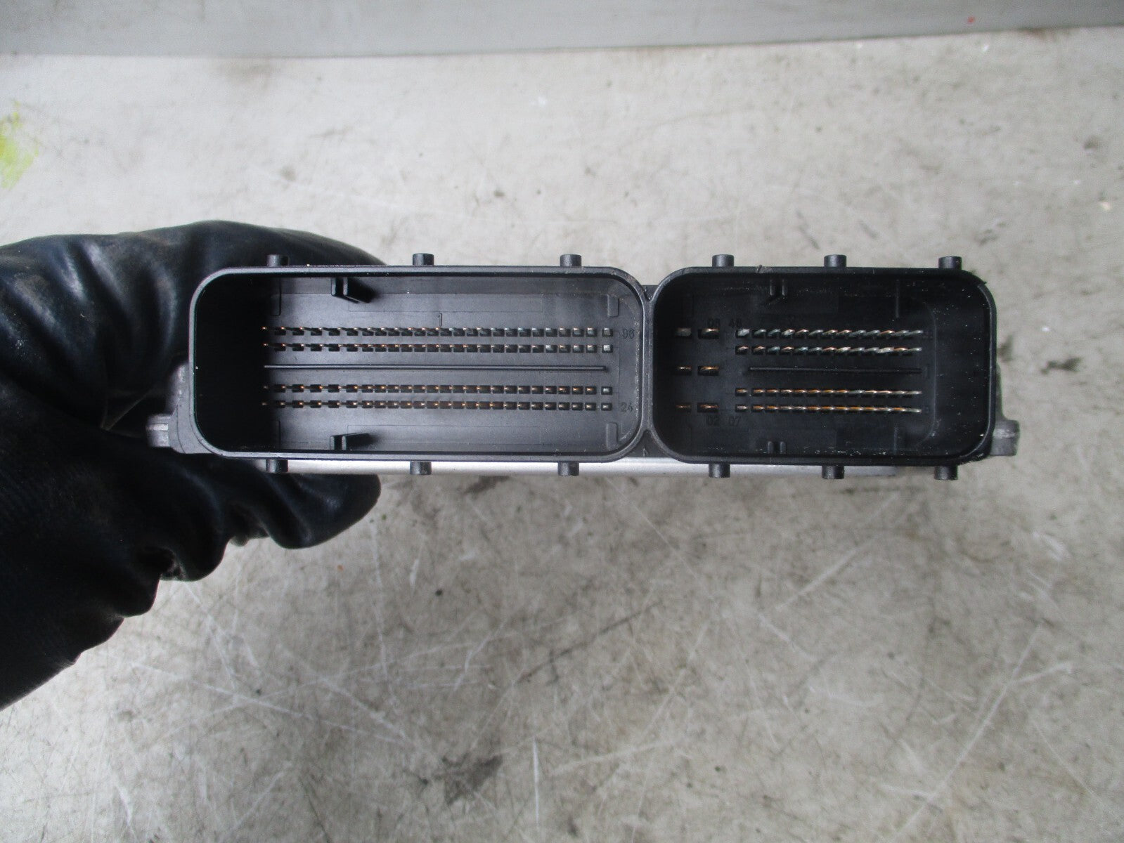2010 BMW 3 SERIES E90 2.0 DIESEL ECU ENGINE CONTROL MODULE UNIT 7797356