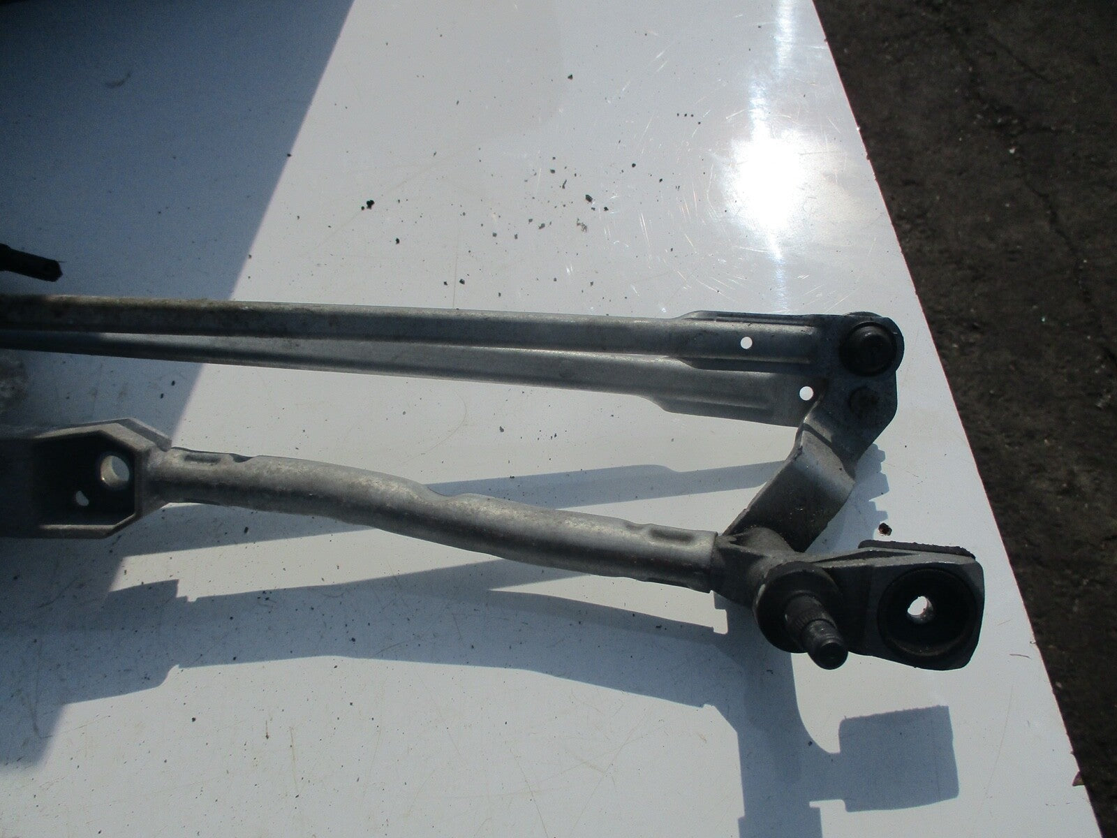 FORD FIESTA MK7 2017 1.6 WINDSCREEN WIPER MOTOR AND LINKAGE 8A61 17500 BG