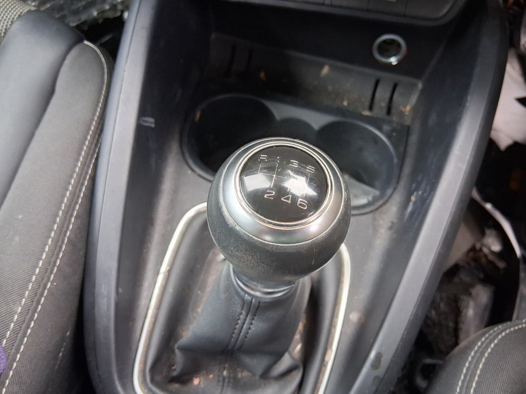 2018 AUDI A1 8X HATCHBACK MANUAL GEAR STICK GEAR SHIFTER GEAR LEVER