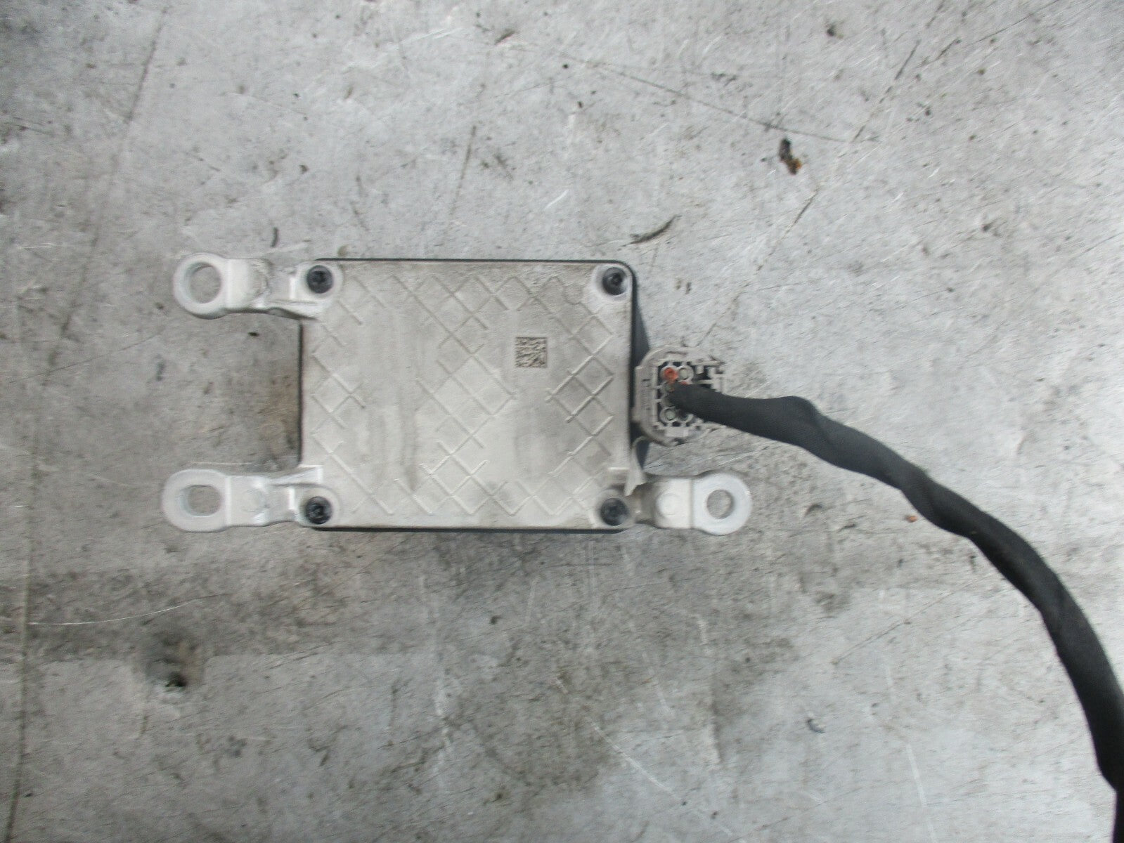 NISSAN QASHQAI J11 (MK2) FRONT BUMPER DISTRONIC SENSOR UNIT 4057146068