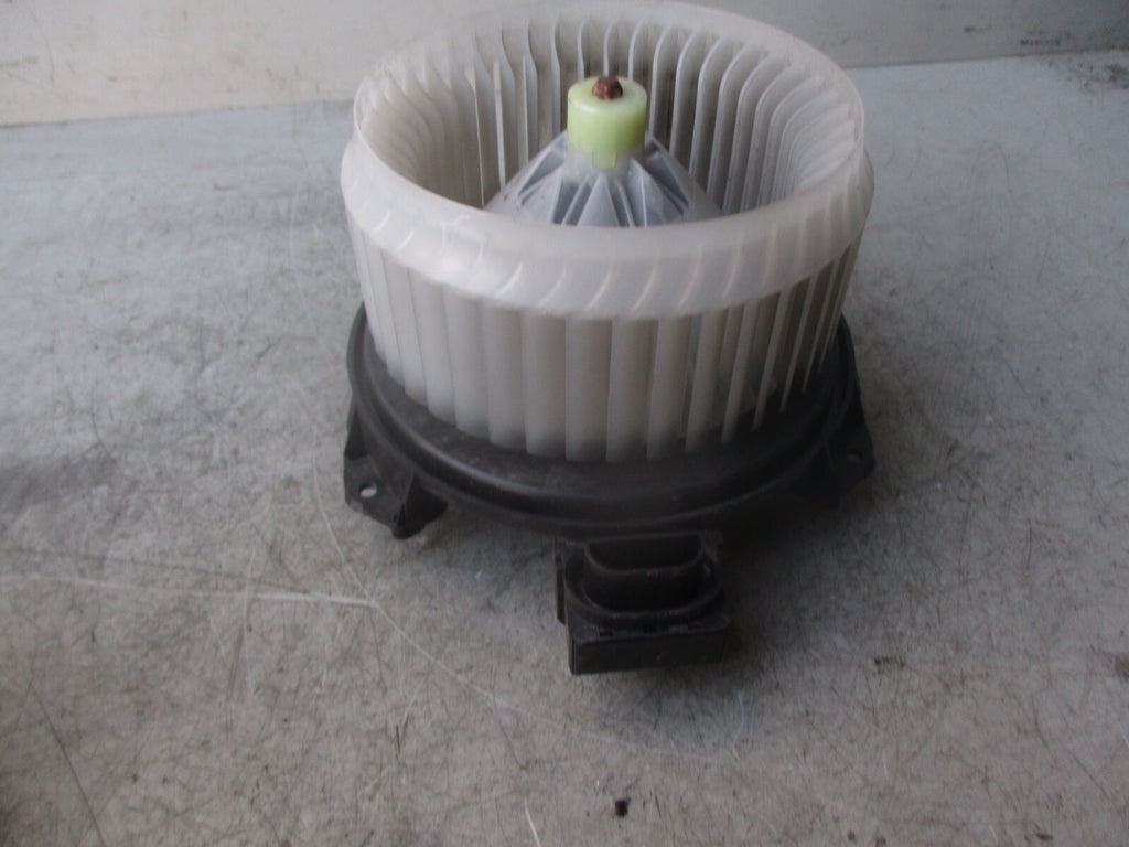 2013 SUZUKI SX4 SZ3 AIR CON HEATER BLOWER FAN MOTOR